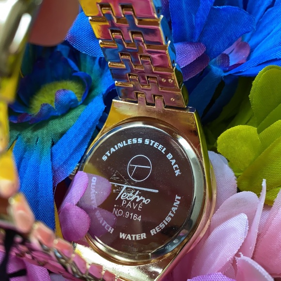 NEW* MEN GOLD BIG FACE CLASSY ICY WATCH CUBAN - Picture 7 of 7